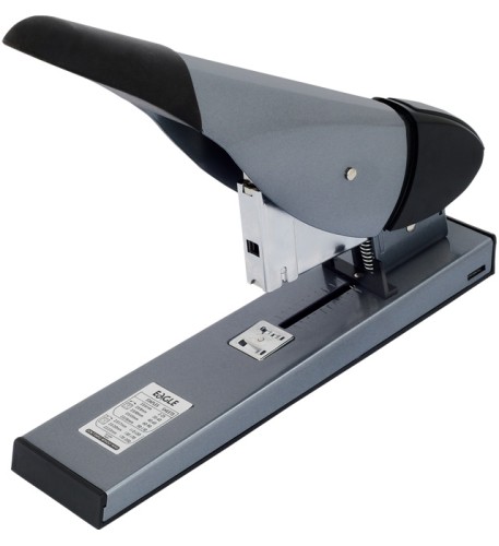 Zszywacz do 200 kartek EAGLE 8539 110-1402 grafitowy 