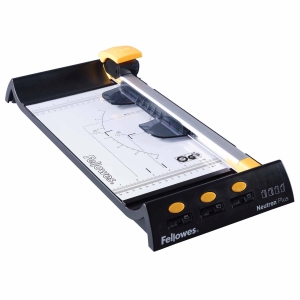 Trymer FELLOWES Neutron™ A4 Plus 5410101